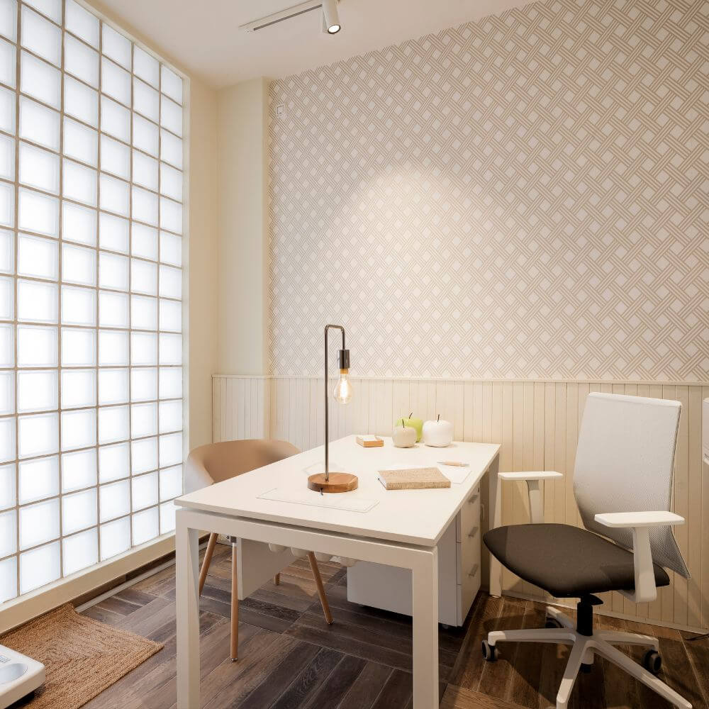 reformas-oficinas-madrid-mesa-blanca
